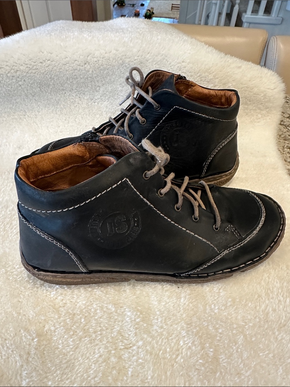 Joseph seibel navy blue high tops